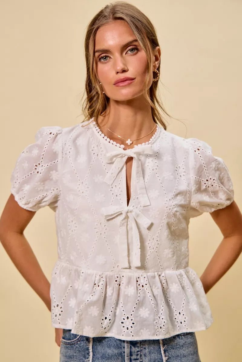 SO ME Cotton Eyelet Front Tie Short Sleeves Blouse - 
