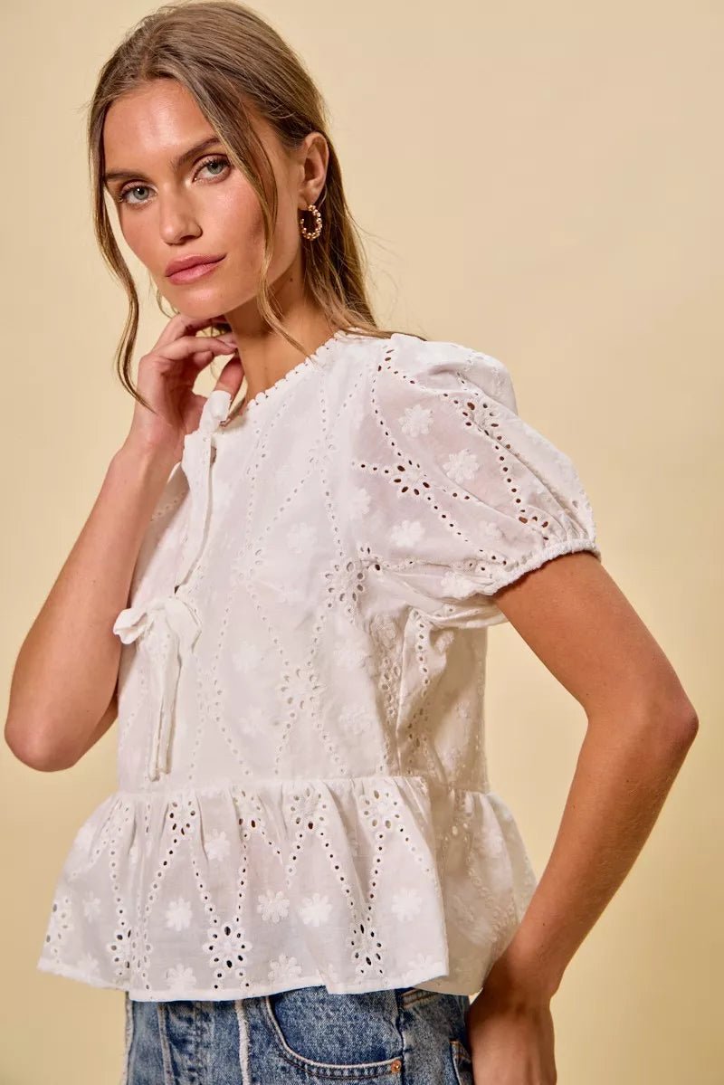 SO ME Cotton Eyelet Front Tie Short Sleeves Blouse - 