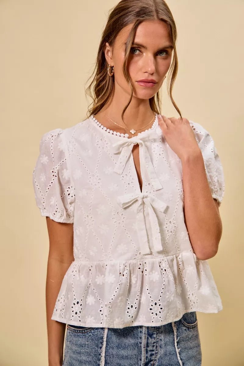 SO ME Cotton Eyelet Front Tie Short Sleeves Blouse - 