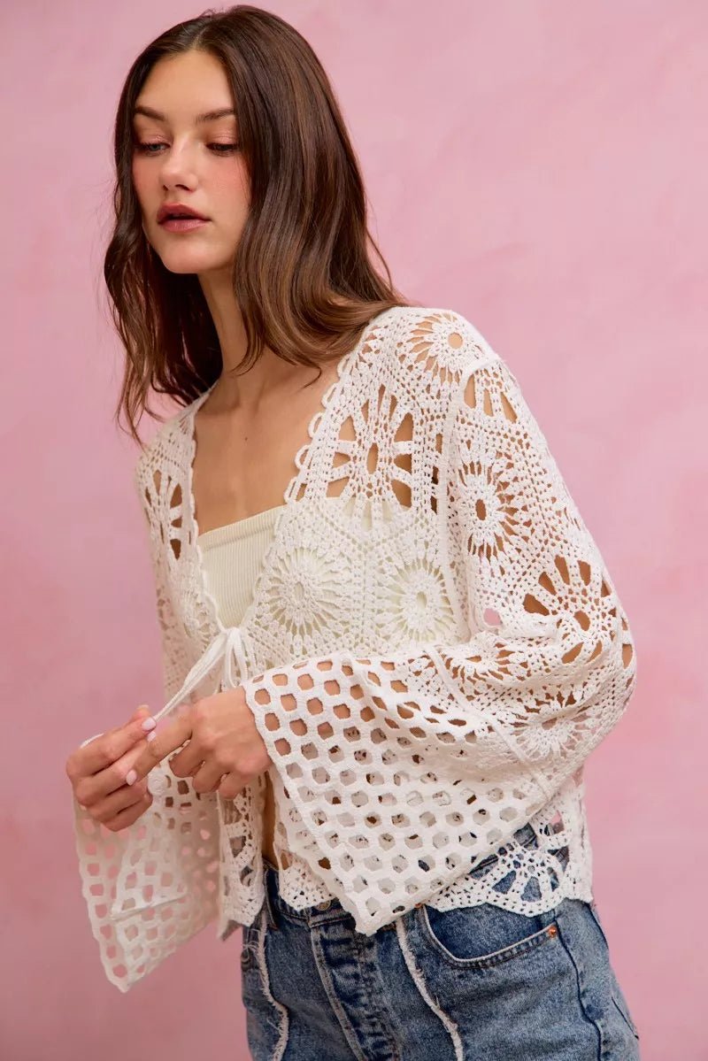 SO ME Floral Pattern Crochet Knit Tie Front Crop Cardigan - 