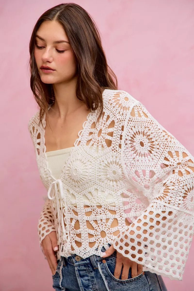 SO ME Floral Pattern Crochet Knit Tie Front Crop Cardigan - 