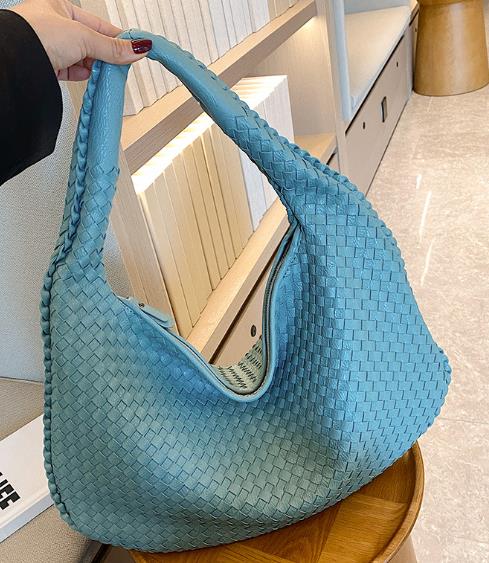 STEPHIECATHY Women's Leather Hobo Woven Handbag - Shoulder Bags