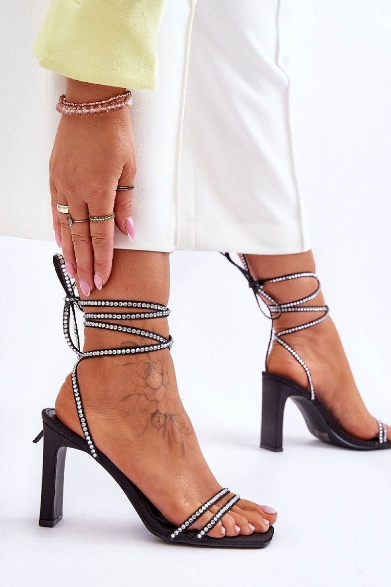 Strappy sandals Step in style - Heels