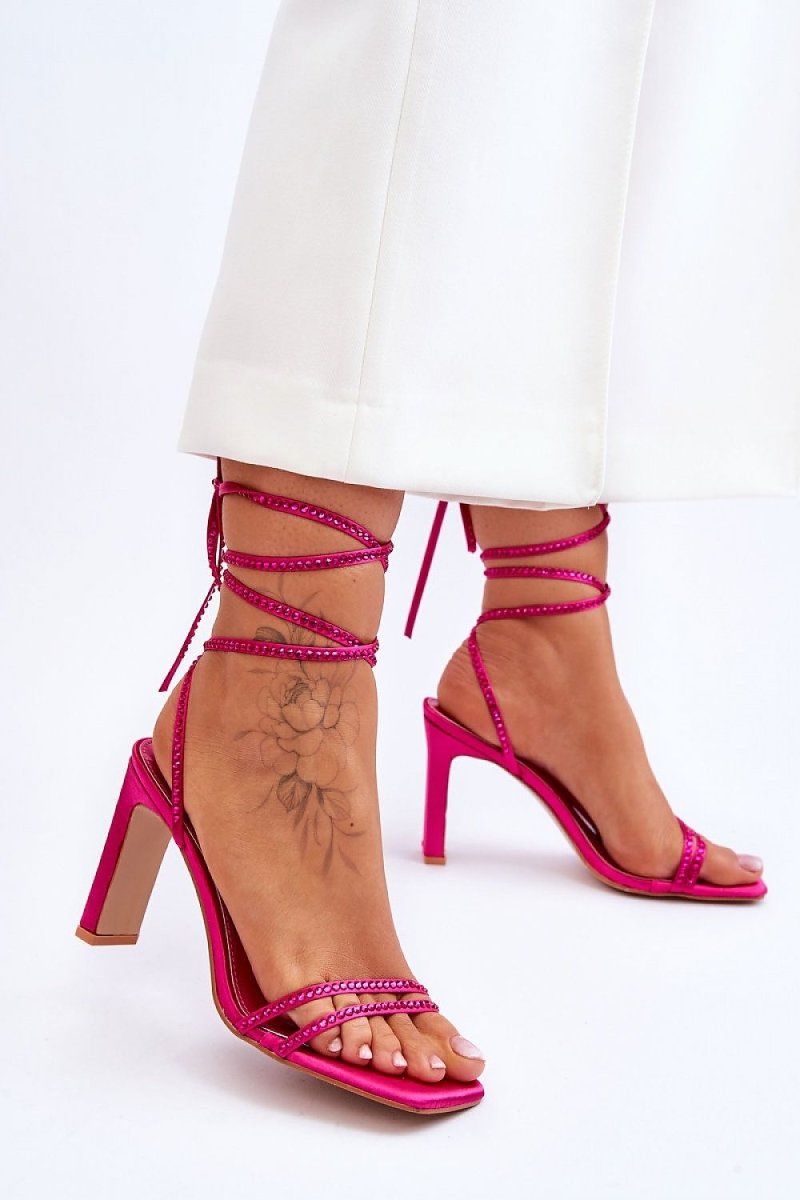 Strappy sandals Step in style - Heels
