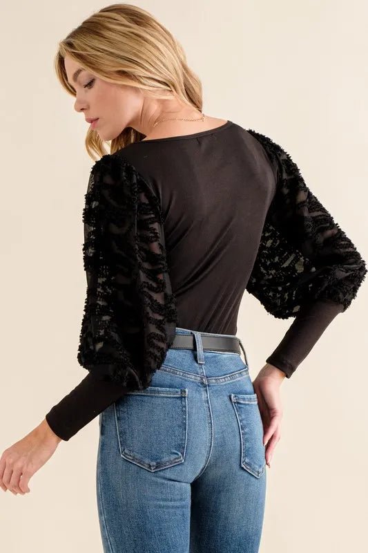 Textured Puff Sleeve Bodysuit - 