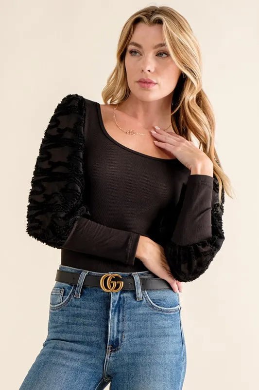 Textured Puff Sleeve Bodysuit - 