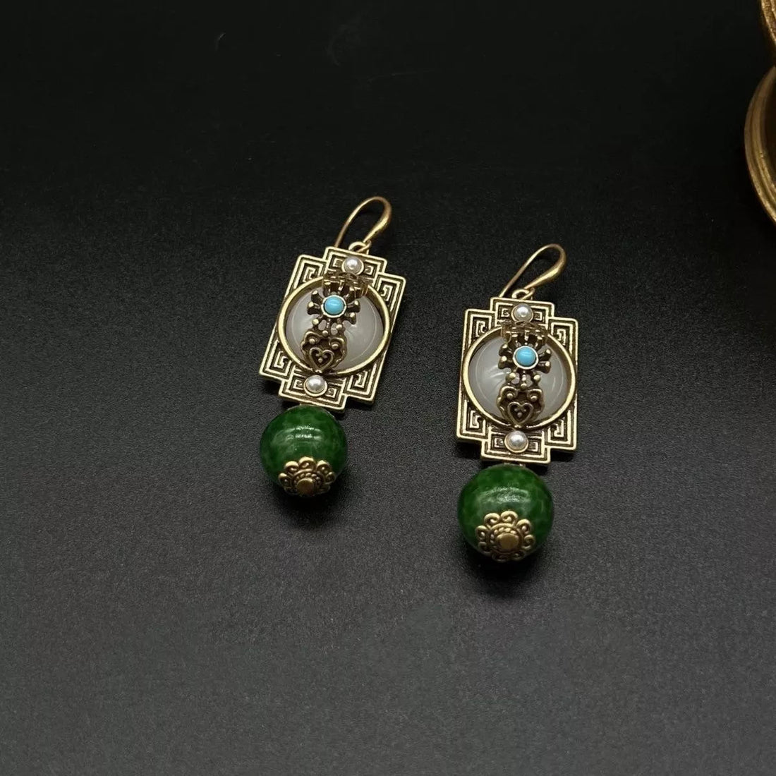Vintage Style Dangle Earrings - 