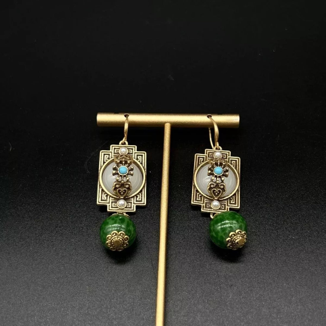 Vintage Style Dangle Earrings - 