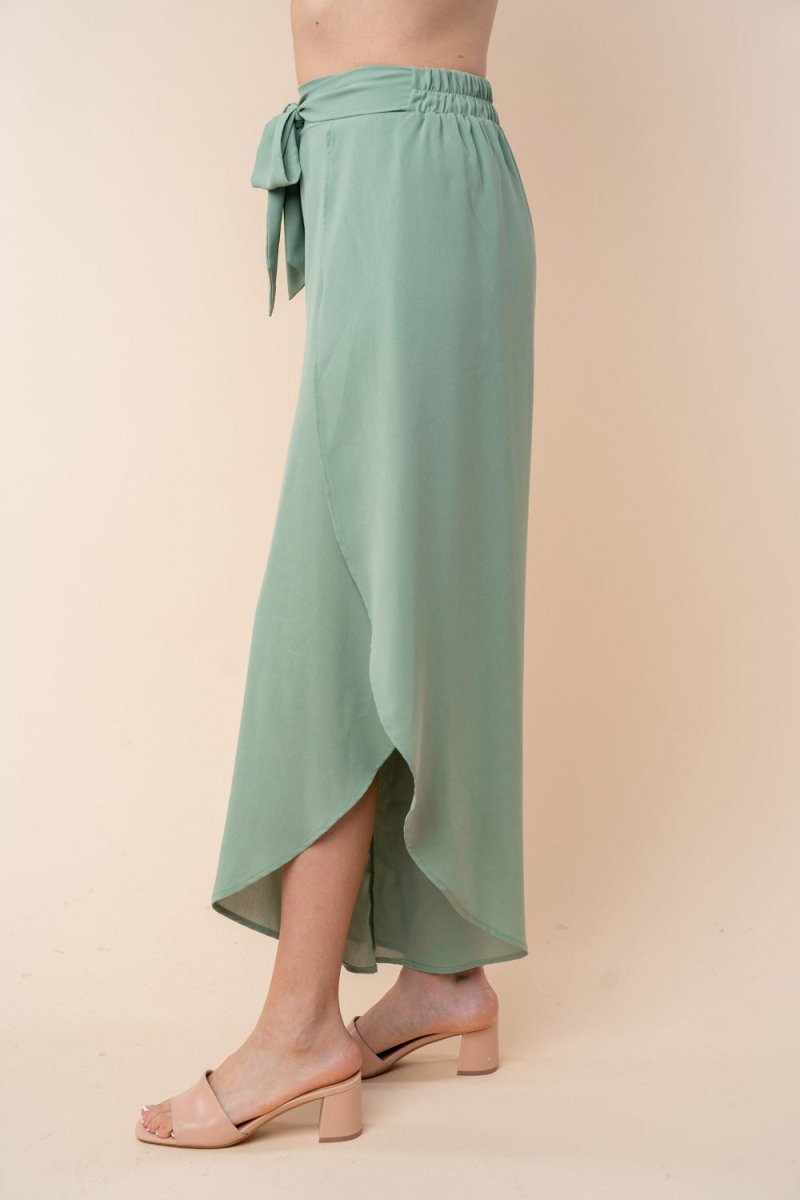 White Birch High Waisted Woven Pants - Bottoms