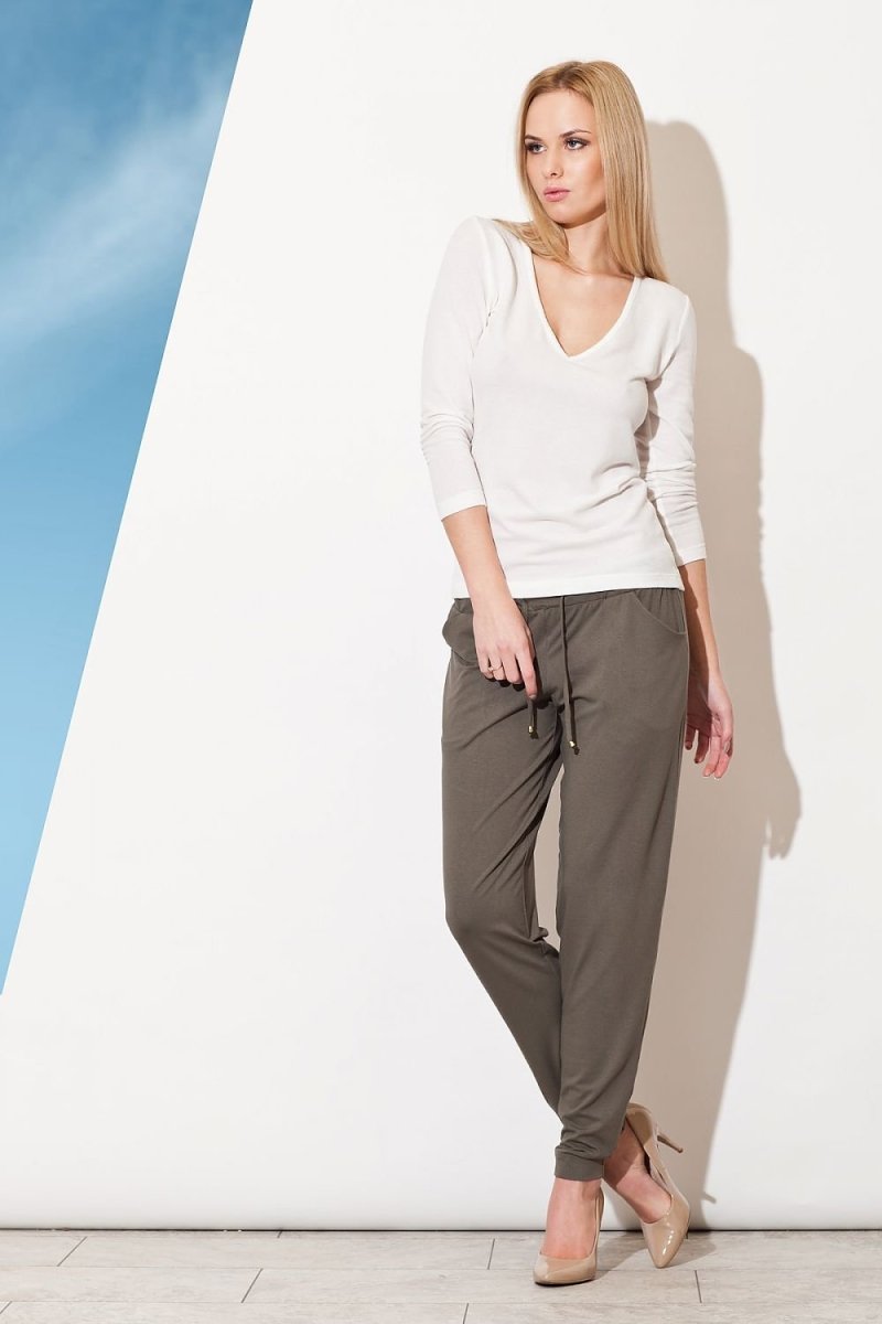 Women Trousers: Perfect for Evening Dinners and Work Outfit - Bottoms