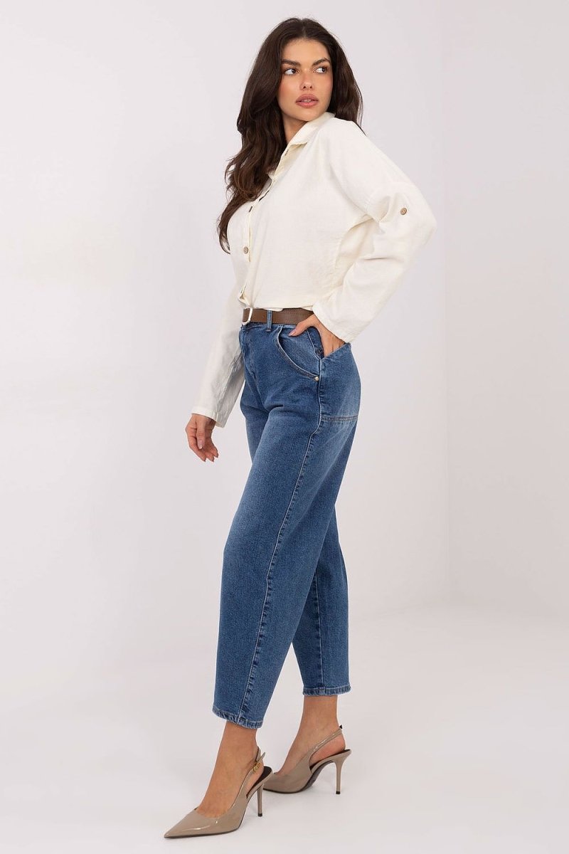 Women's Balloon Fit Jeans with Belt - 