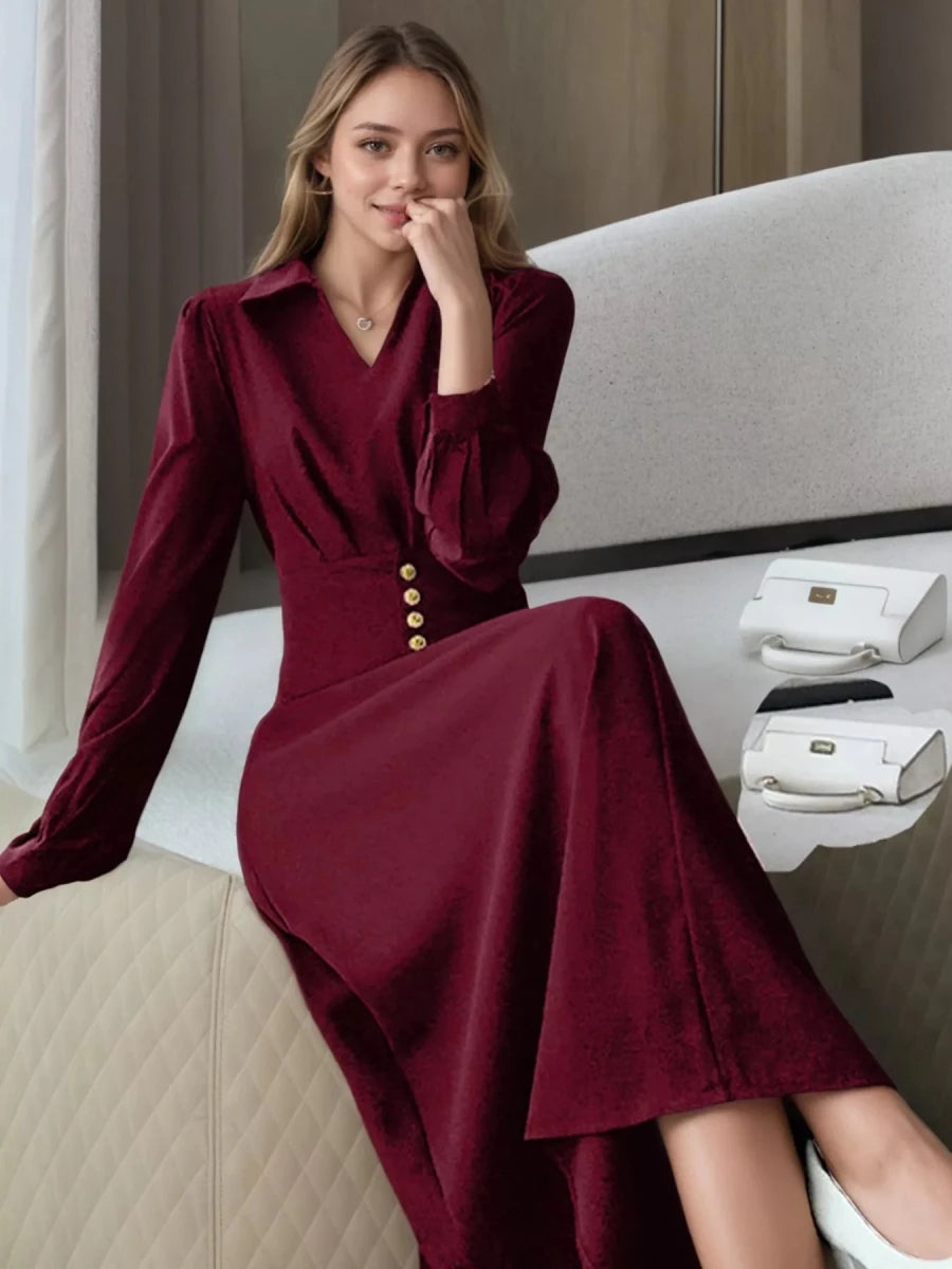 Women's Buttoned Pleated Midi Dress - 