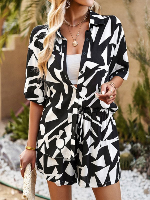 Women's Casual Fashion Abstract Irregular Printing Short Sleeve Shorts Two - Piece Set - Short Suit