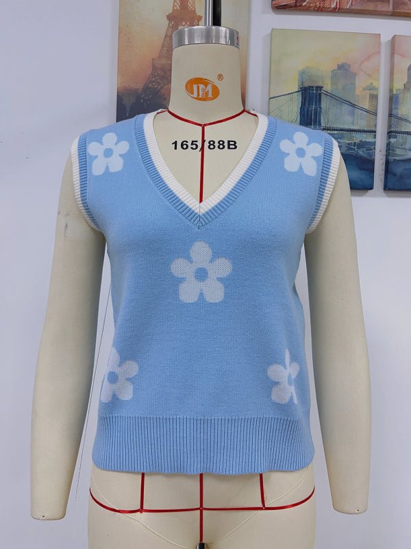 Women's Contrasting Color Jacquard V - Neck Sleeveless Knit Tank Top - Top