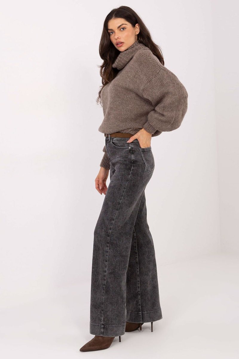 Women's High Waist Straight Leg Jeans - 