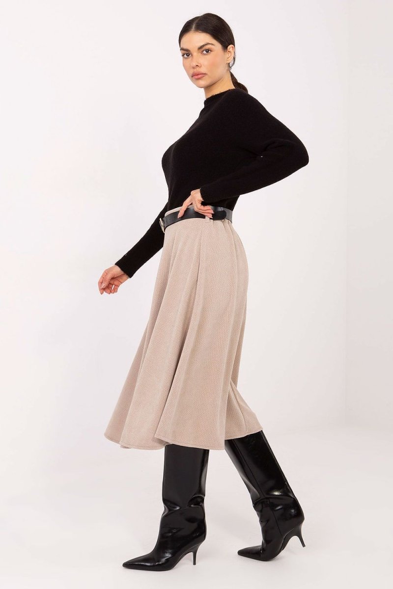 Women's Ribbed Knit Midi Skirt - 