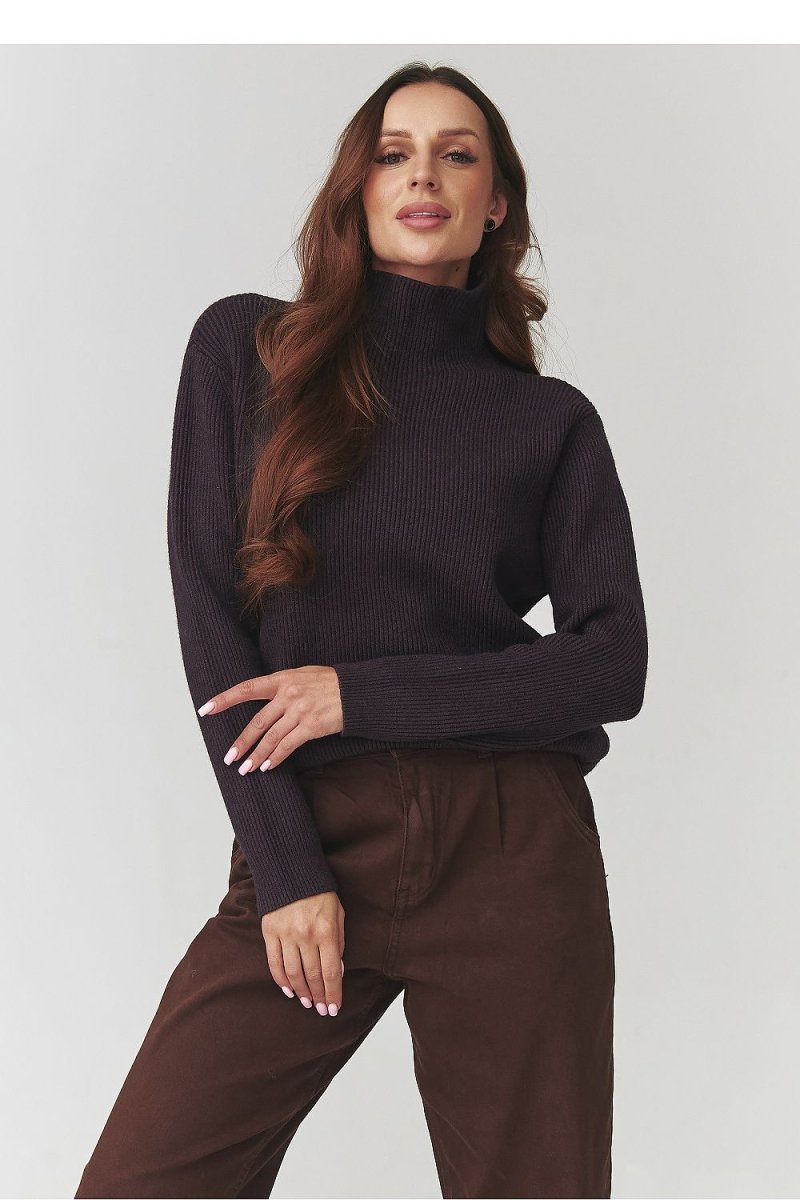 Women's Ribbed Knit Turtleneck Sweater - 
