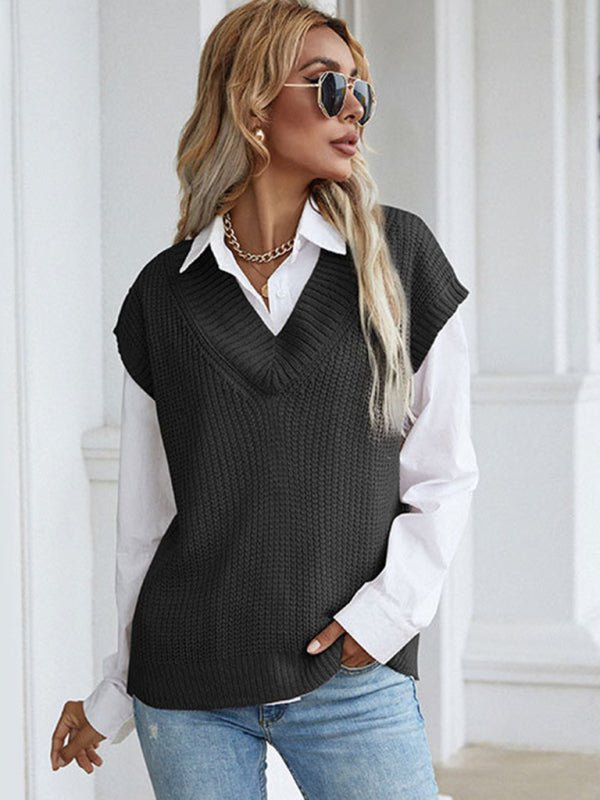 Women's solid color v - neck knitted sweater - Outerwear